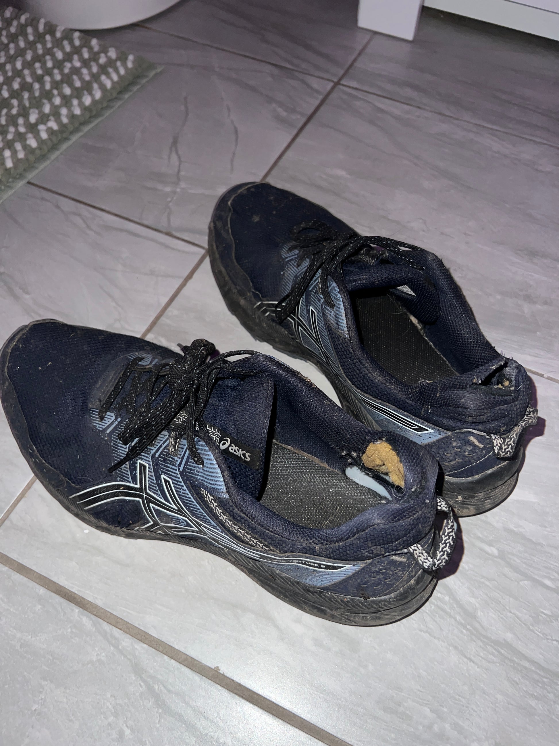 Used Gym Shoes